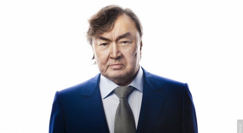Олжас Сүлейменов